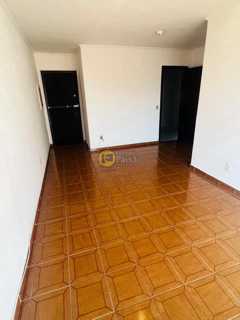 Apartamento à venda com 2 quartos, 72m² - Foto 5