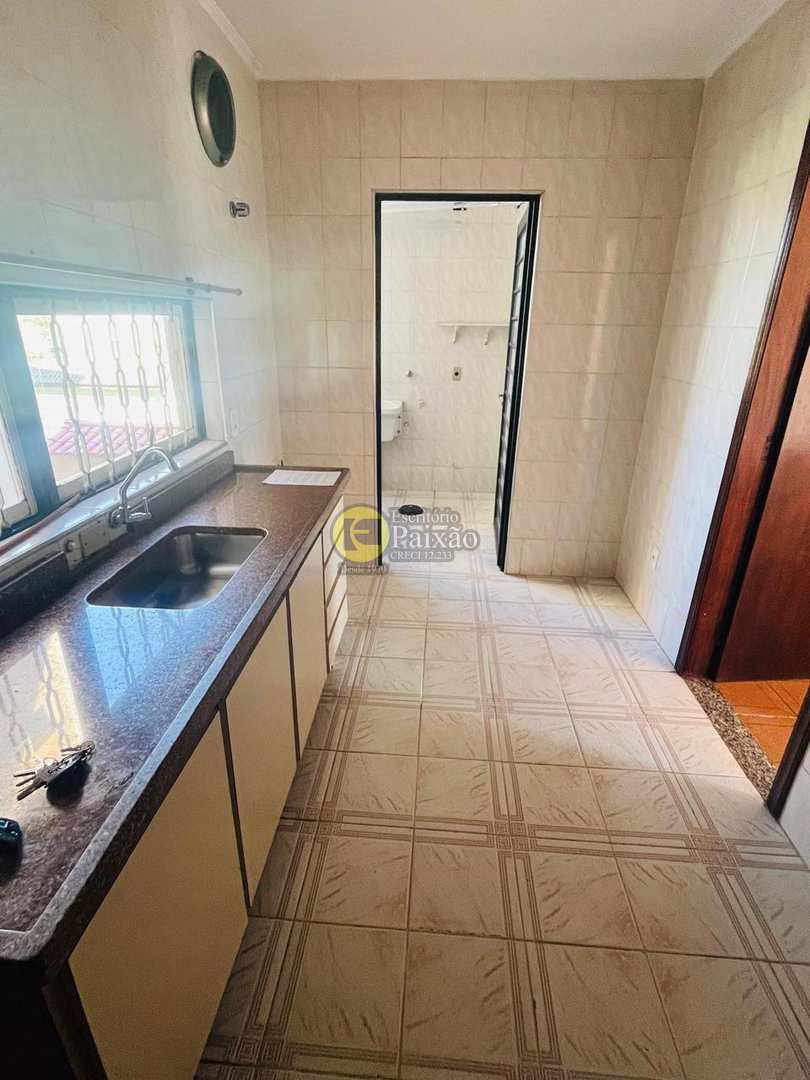 Apartamento à venda com 2 quartos, 72m² - Foto 6