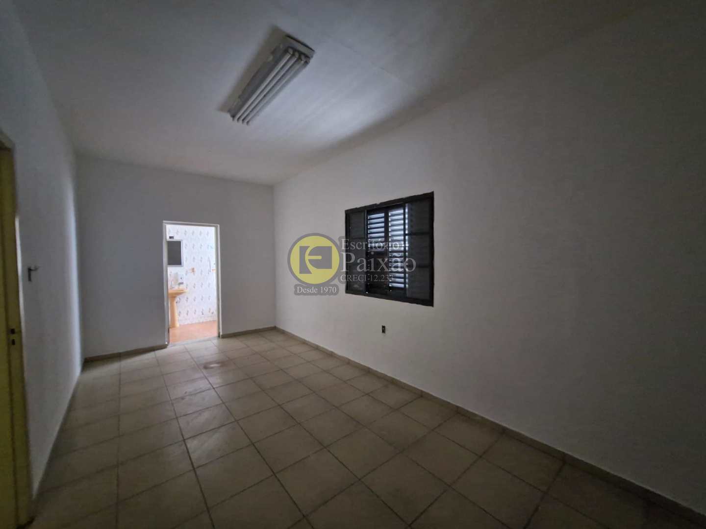 Casa à venda e aluguel com 3 quartos, 300m² - Foto 16