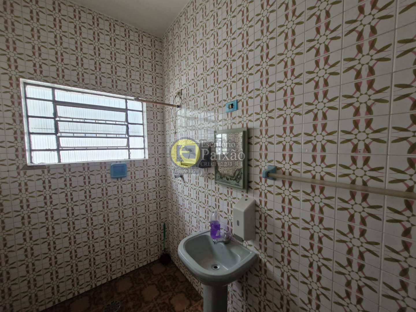 Casa à venda e aluguel com 3 quartos, 300m² - Foto 21