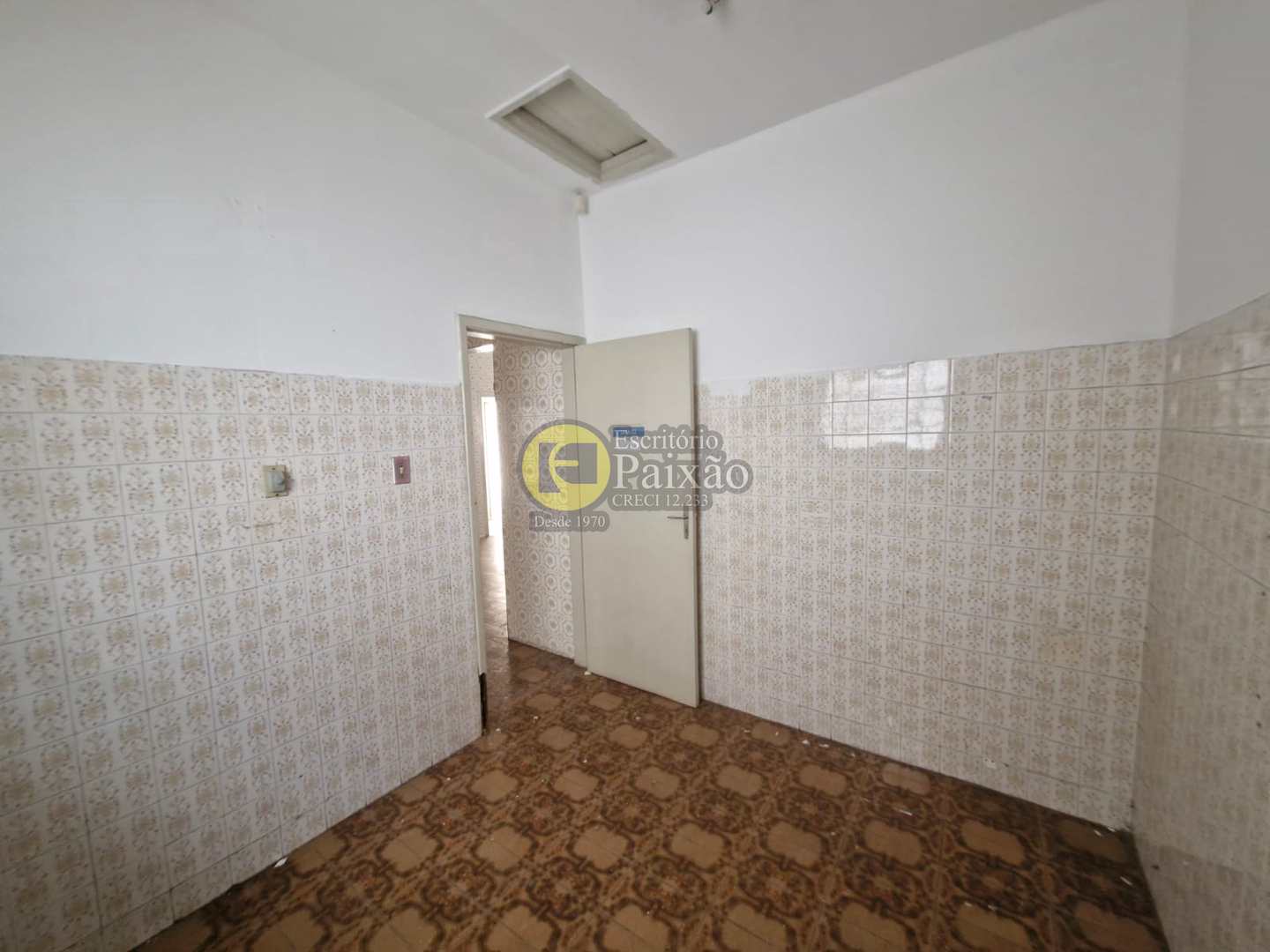 Casa à venda e aluguel com 3 quartos, 300m² - Foto 7