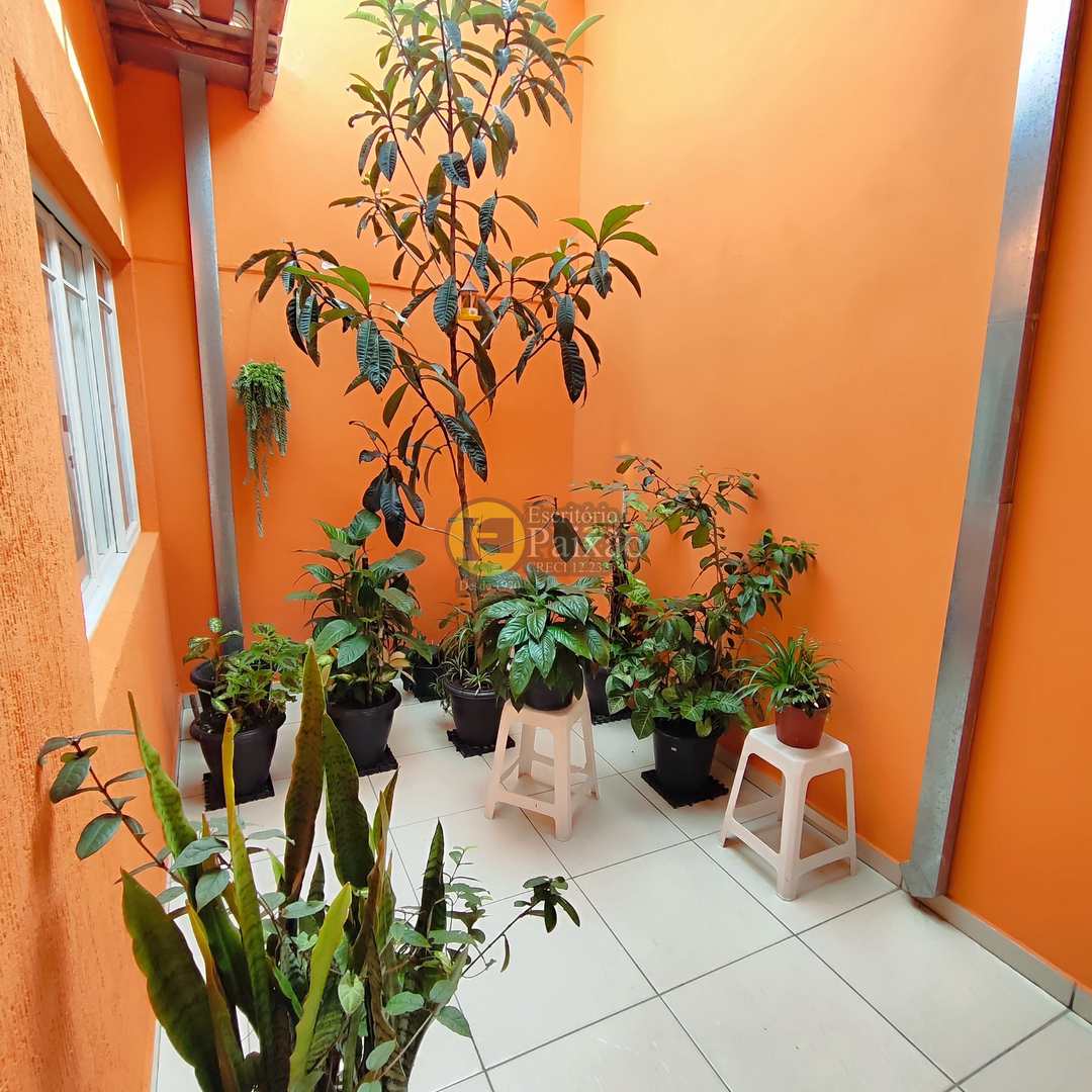 Casa à venda com 3 quartos, 150m² - Foto 13