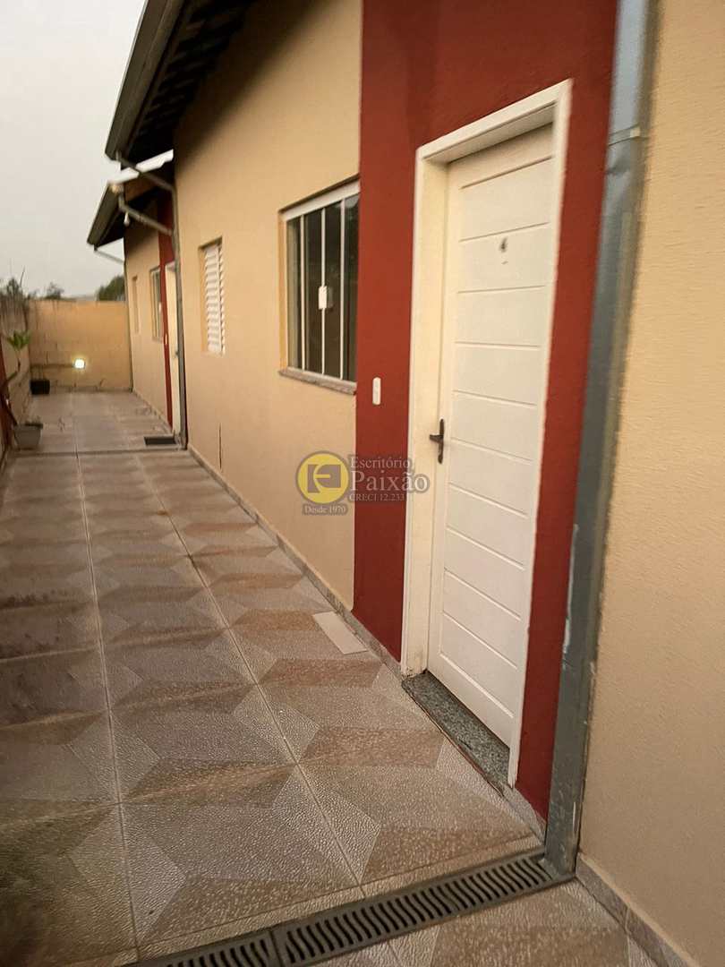 Casa de Condomínio à venda com 2 quartos, 60m² - Foto 1