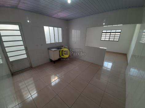 Casa à venda com 1 quarto, 125m² - Foto 5