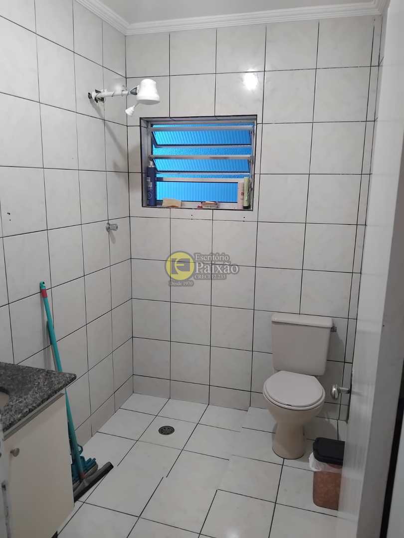 Casa à venda com 2 quartos, 225m² - Foto 13