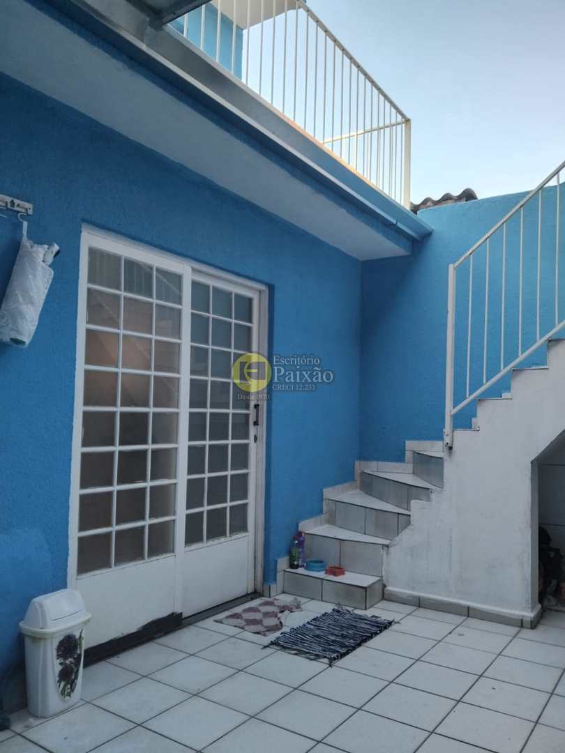 Casa à venda com 2 quartos, 225m² - Foto 16