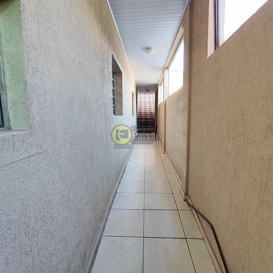 Sobrado à venda com 3 quartos, 250m² - Foto 33