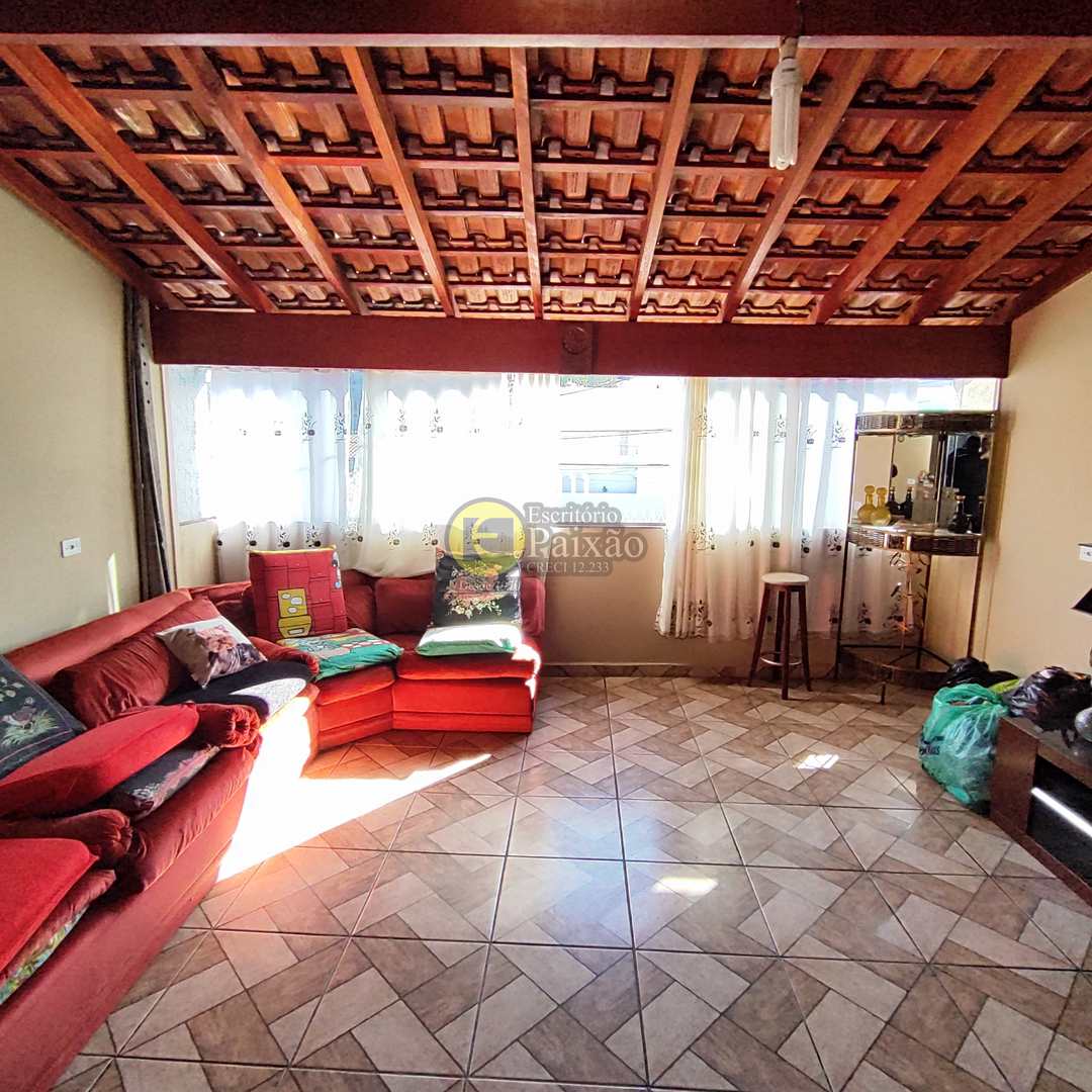 Sobrado à venda com 3 quartos, 250m² - Foto 2