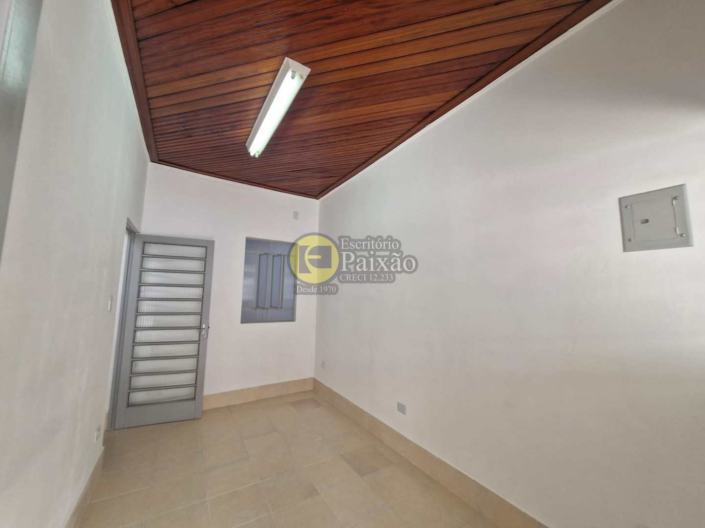 Casa para alugar com 1 quarto, 90m² - Foto 8