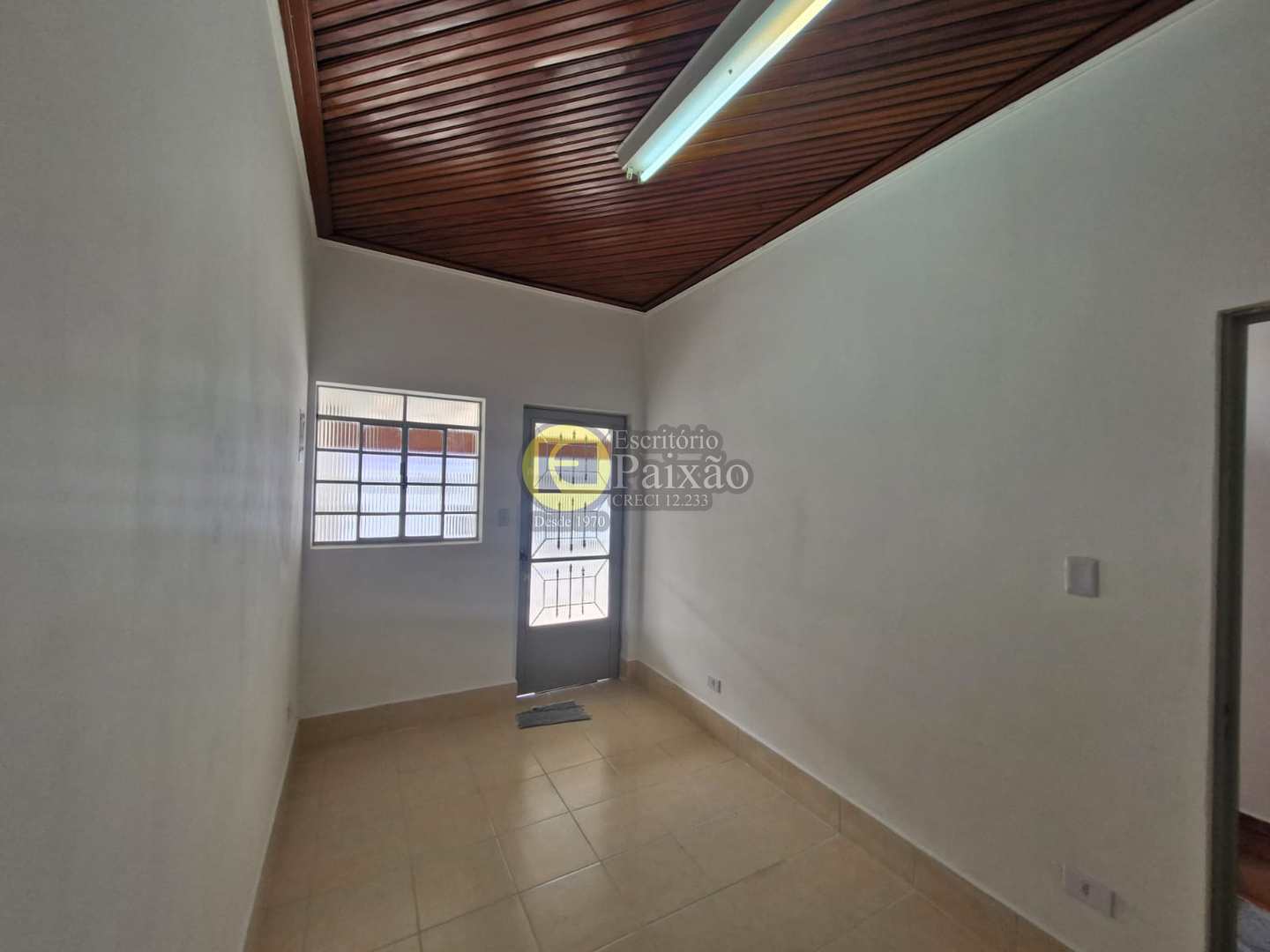 Casa para alugar com 1 quarto, 90m² - Foto 6