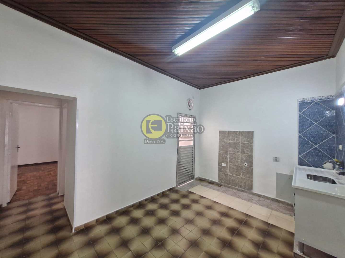 Casa para alugar com 1 quarto, 90m² - Foto 9