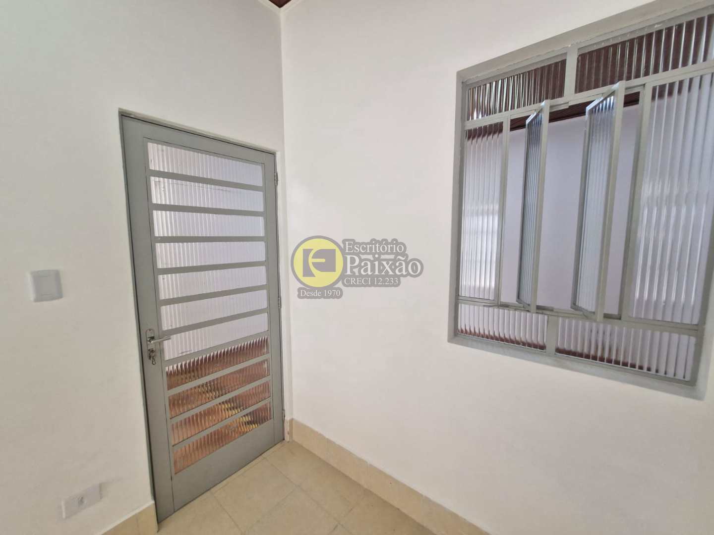 Casa para alugar com 1 quarto, 90m² - Foto 5