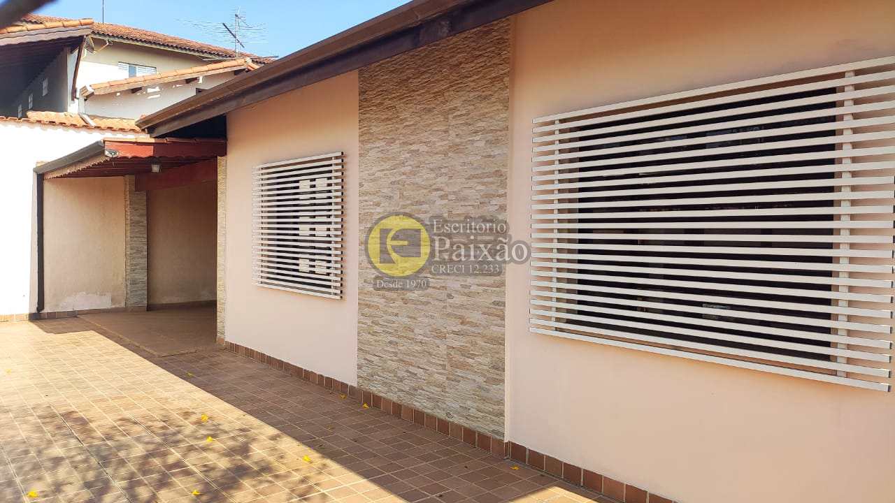 Casa à venda com 3 quartos, 225m² - Foto 5