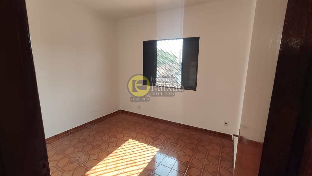 Casa à venda com 3 quartos, 225m² - Foto 12