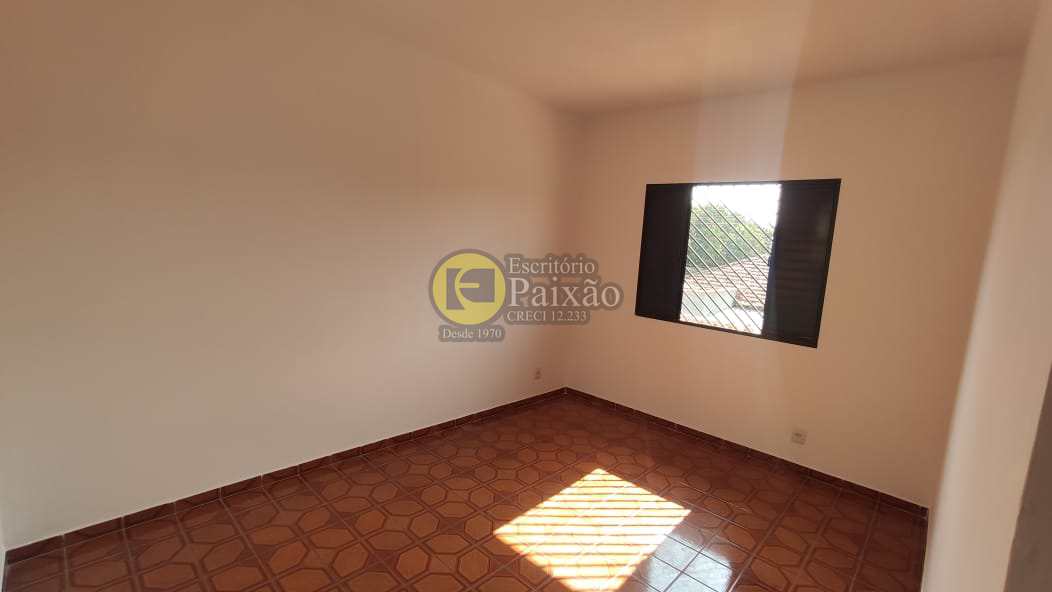 Casa à venda com 3 quartos, 225m² - Foto 11