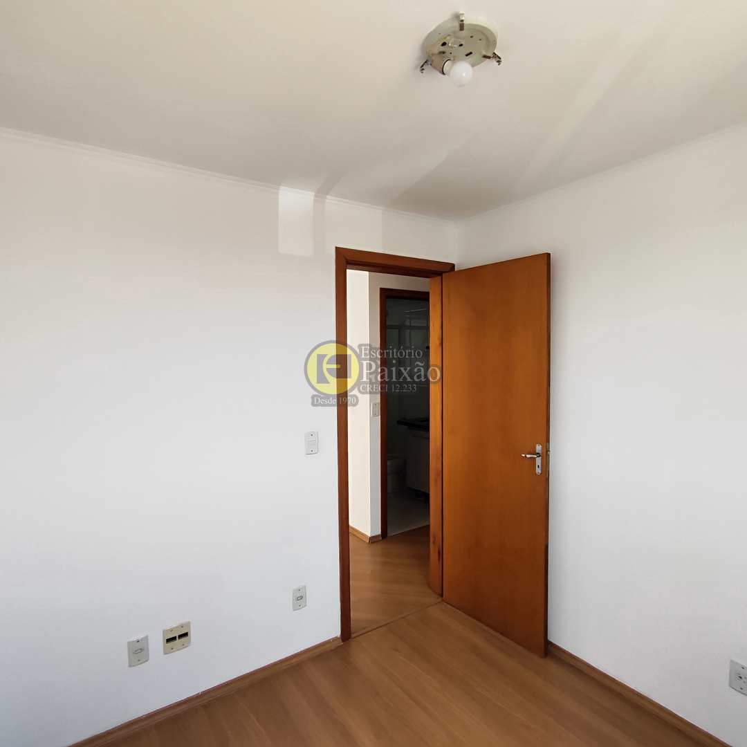 Apartamento à venda e aluguel com 3 quartos, 70m² - Foto 11