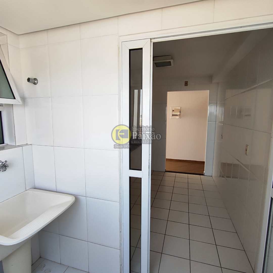 Apartamento à venda e aluguel com 3 quartos, 70m² - Foto 33