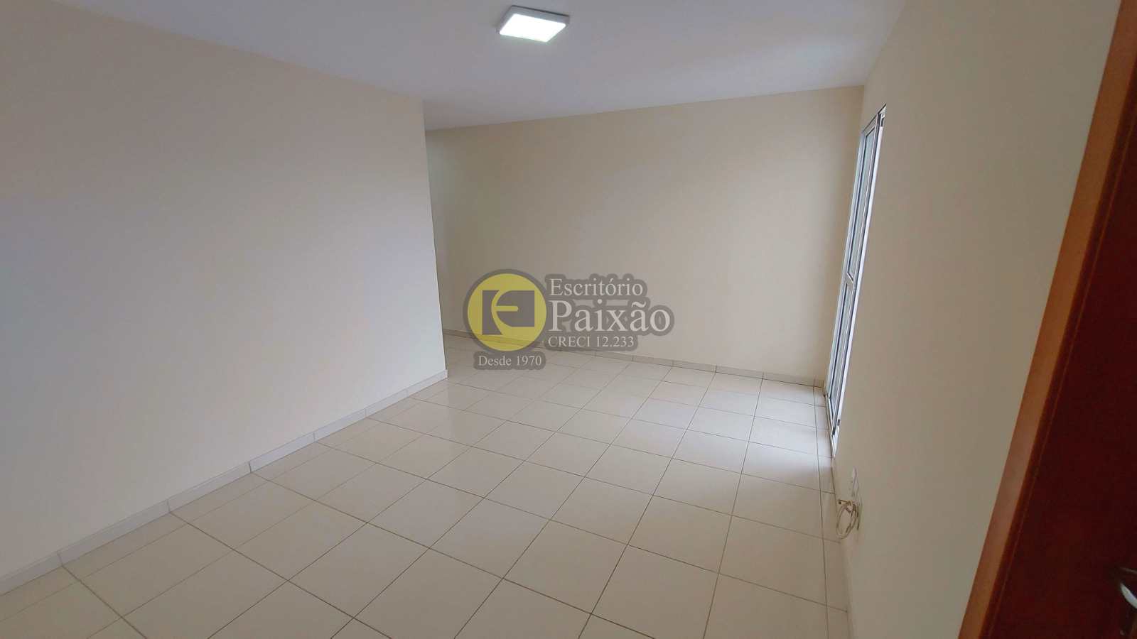 Apartamento à venda com 3 quartos, 62m² - Foto 3