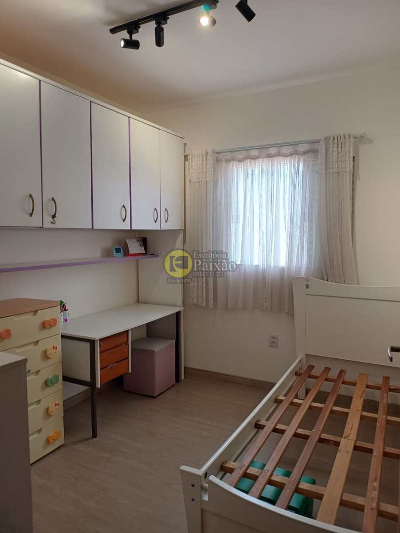 Casa à venda com 3 quartos, 172m² - Foto 18