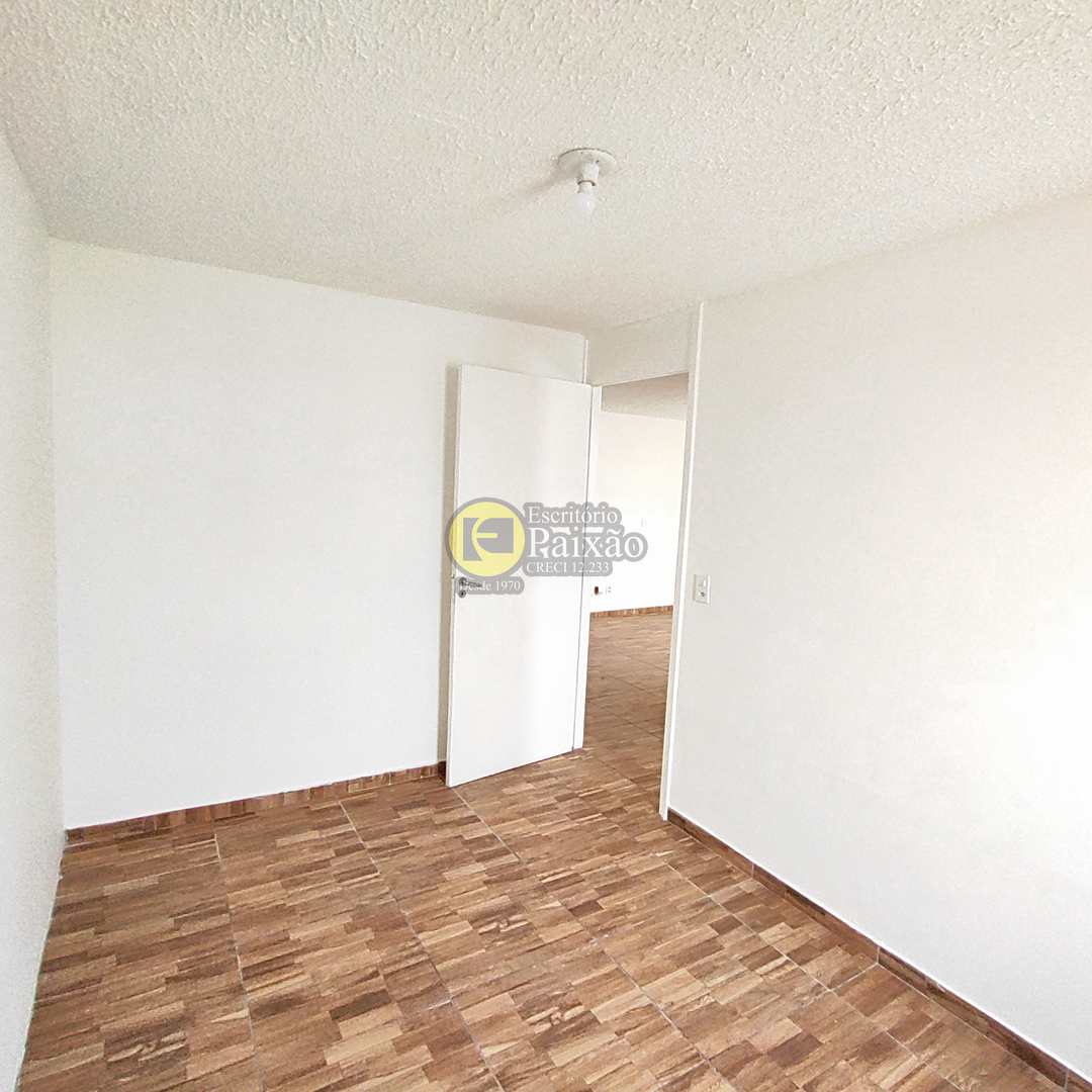 Apartamento para alugar com 2 quartos, 50m² - Foto 13