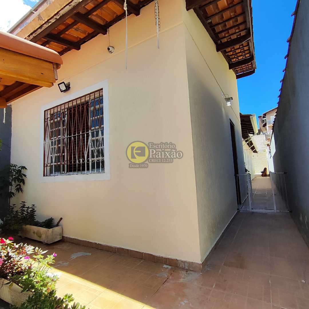 Casa à venda com 3 quartos, 250m² - Foto 26