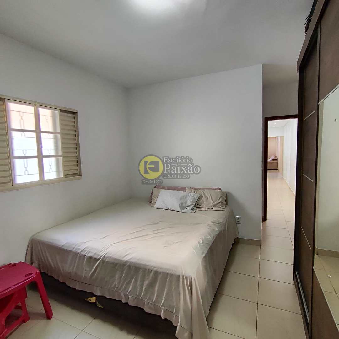 Casa à venda com 3 quartos, 250m² - Foto 24