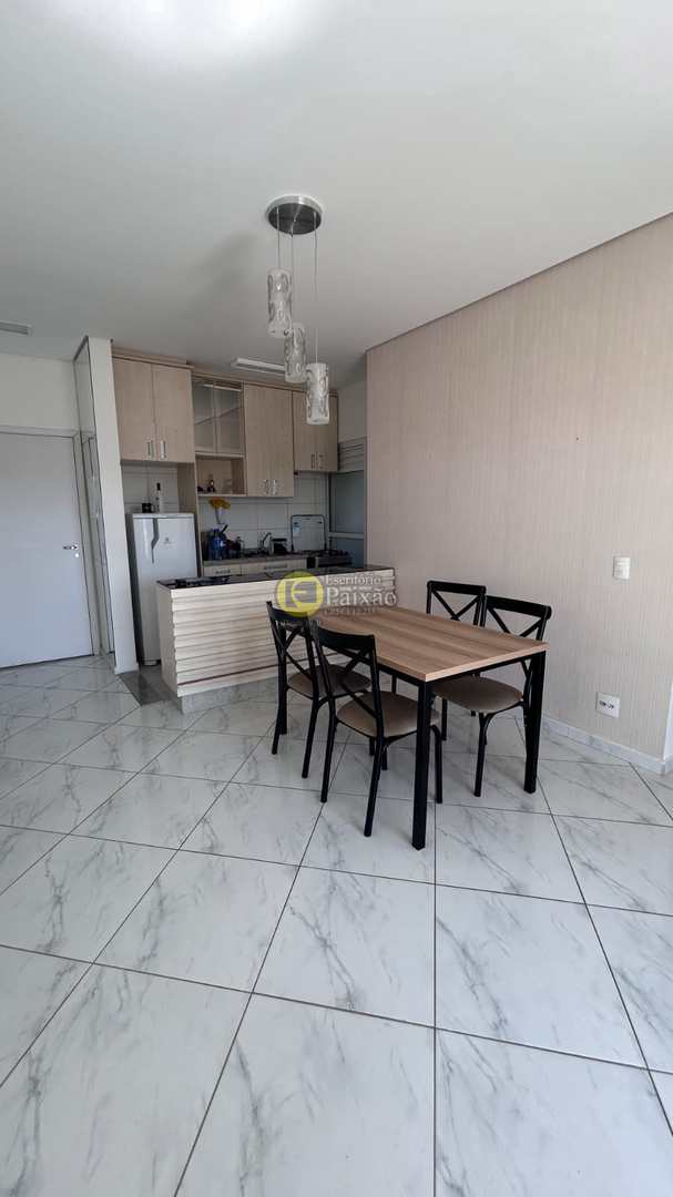 Apartamento à venda com 2 quartos, 63m² - Foto 1