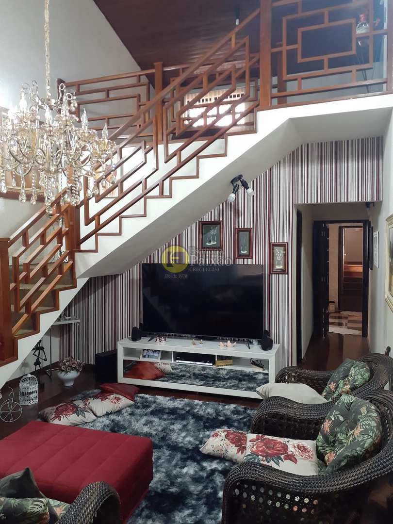 Casa à venda com 3 quartos, 500m² - Foto 9
