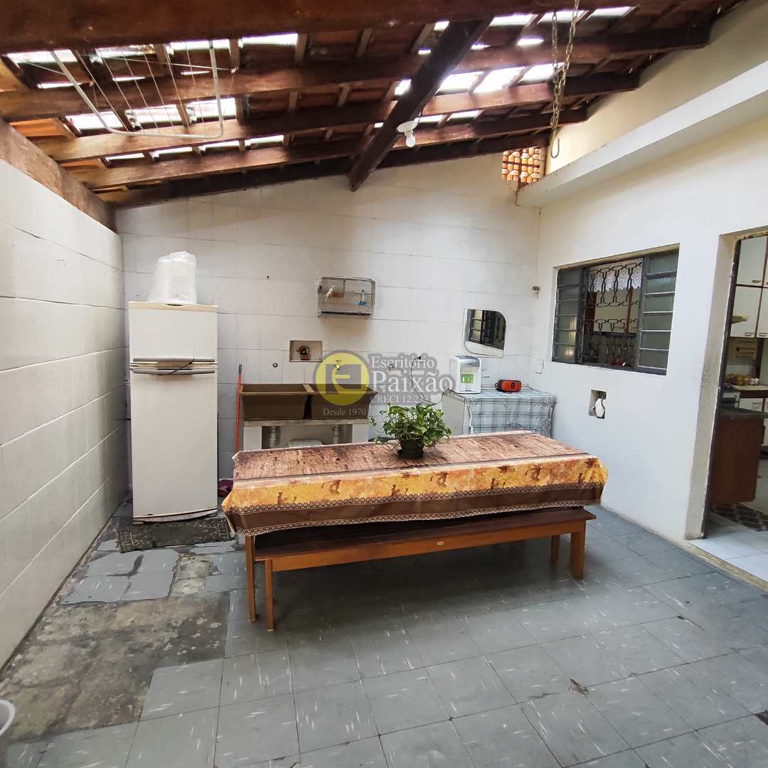 Sobrado à venda com 2 quartos, 371m² - Foto 27