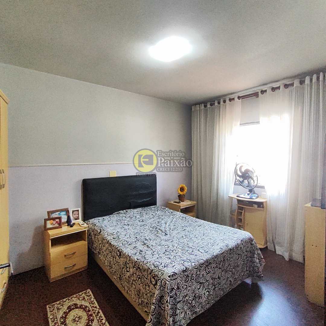 Sobrado à venda com 2 quartos, 371m² - Foto 15