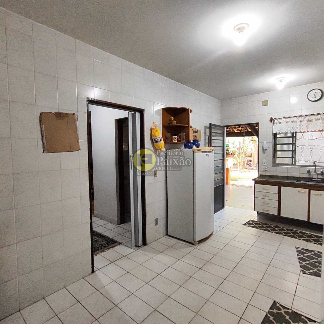 Sobrado à venda com 2 quartos, 371m² - Foto 26