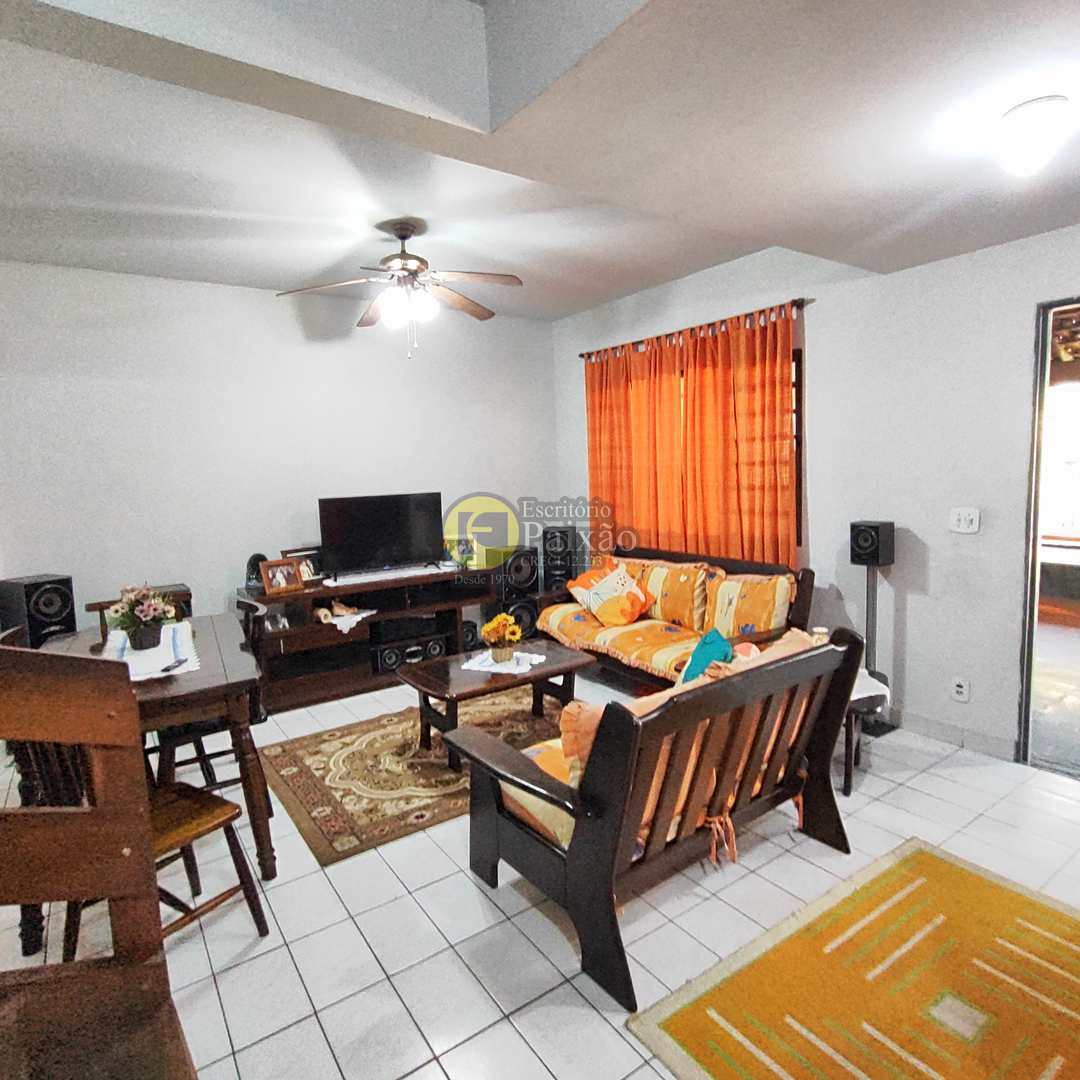 Sobrado à venda com 2 quartos, 371m² - Foto 3