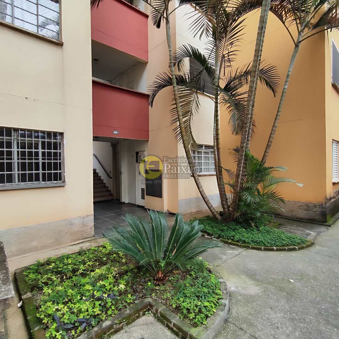 Apartamento para alugar com 2 quartos, 50m² - Foto 16