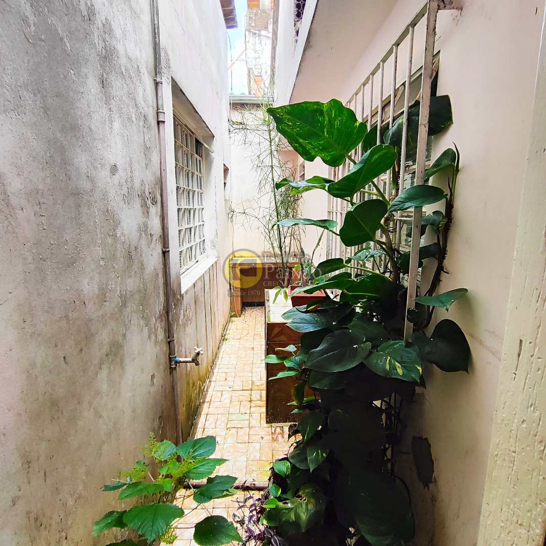 Casa à venda e aluguel com 2 quartos, 240m² - Foto 15