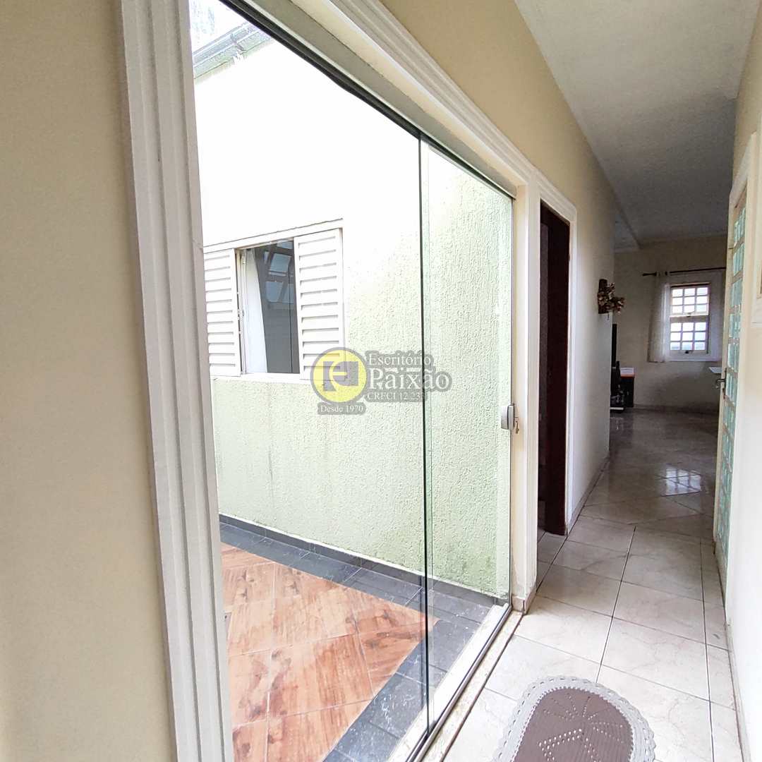Casa à venda com 3 quartos, 145m² - Foto 13