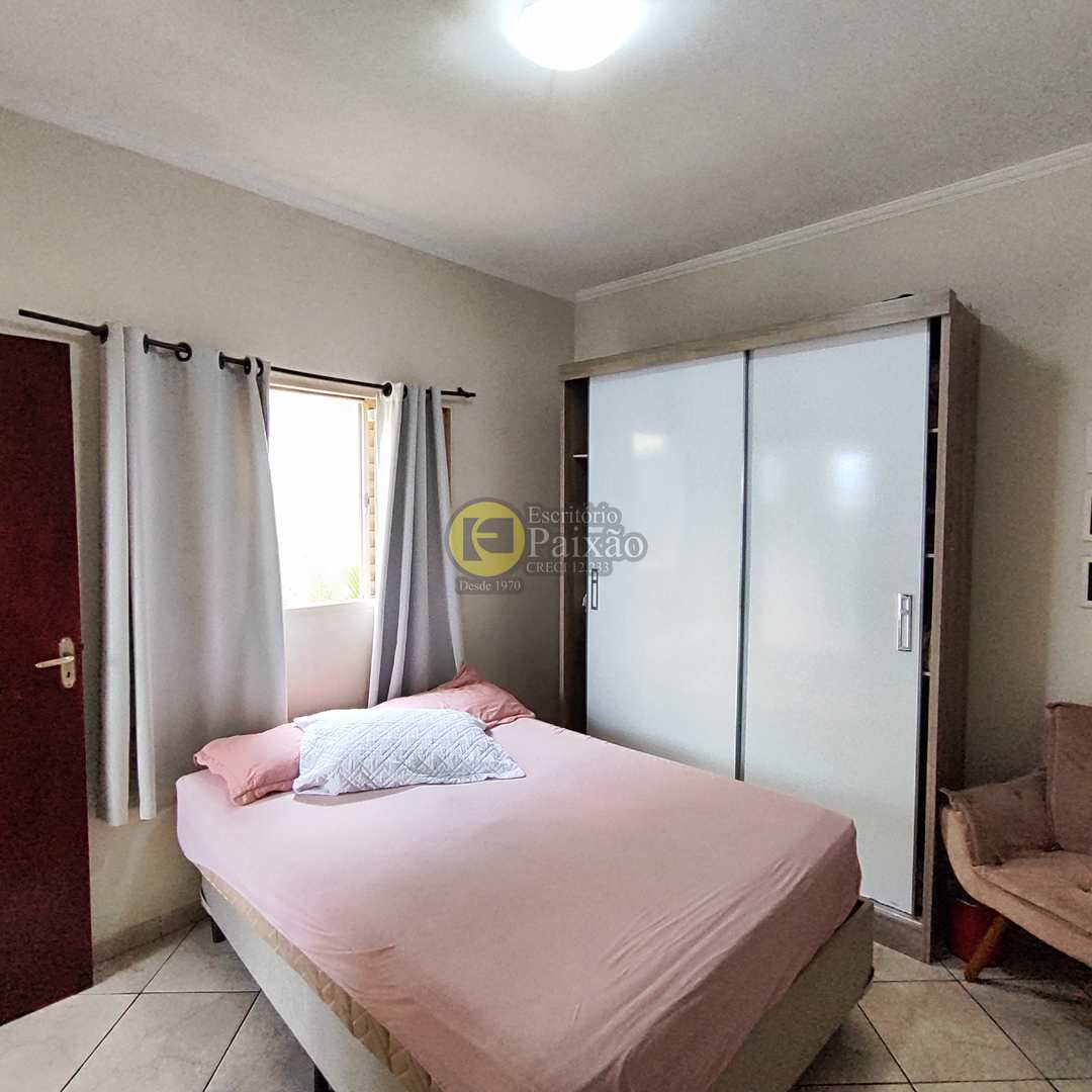 Casa à venda com 3 quartos, 145m² - Foto 12