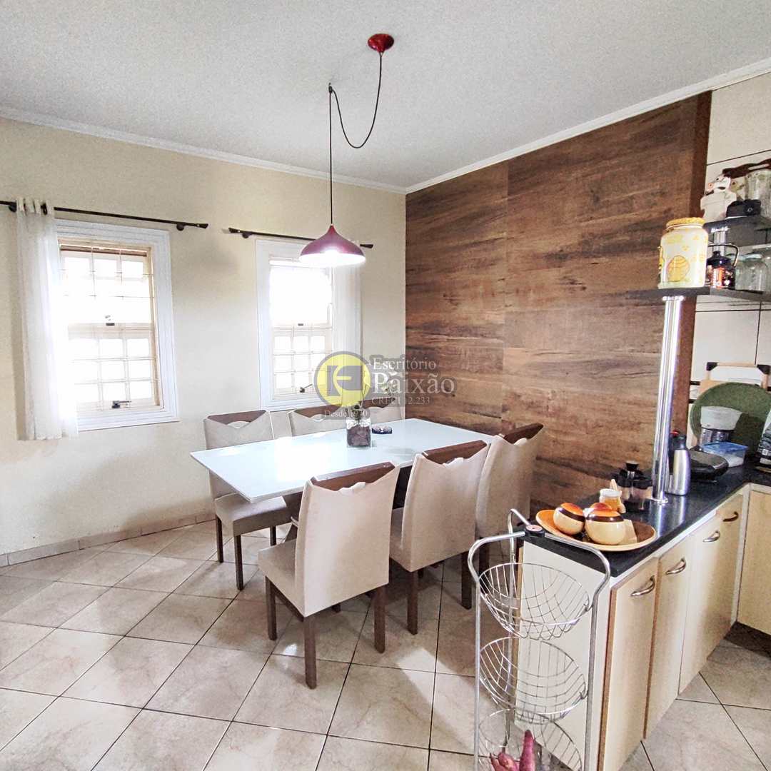 Casa à venda com 3 quartos, 145m² - Foto 5