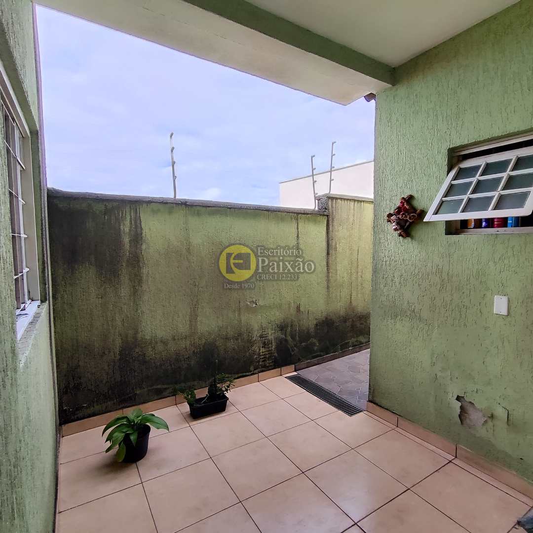 Casa à venda com 3 quartos, 145m² - Foto 23