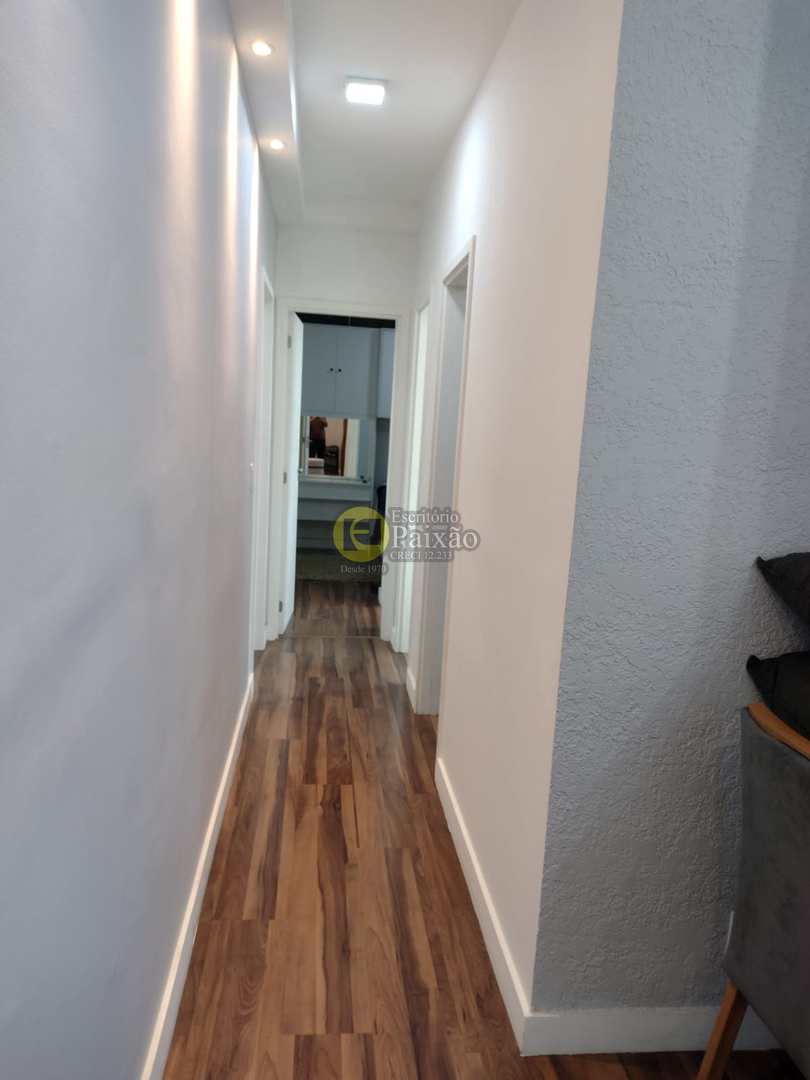 Apartamento à venda com 3 quartos, 65m² - Foto 3