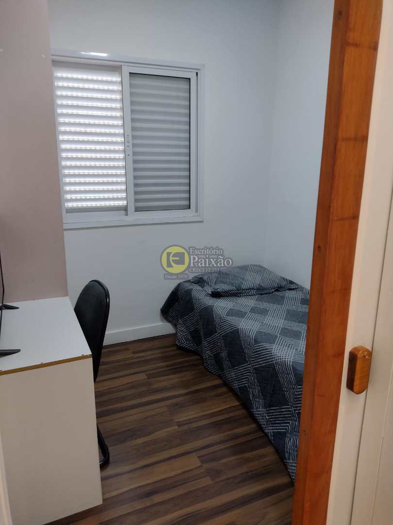 Apartamento à venda com 3 quartos, 65m² - Foto 4
