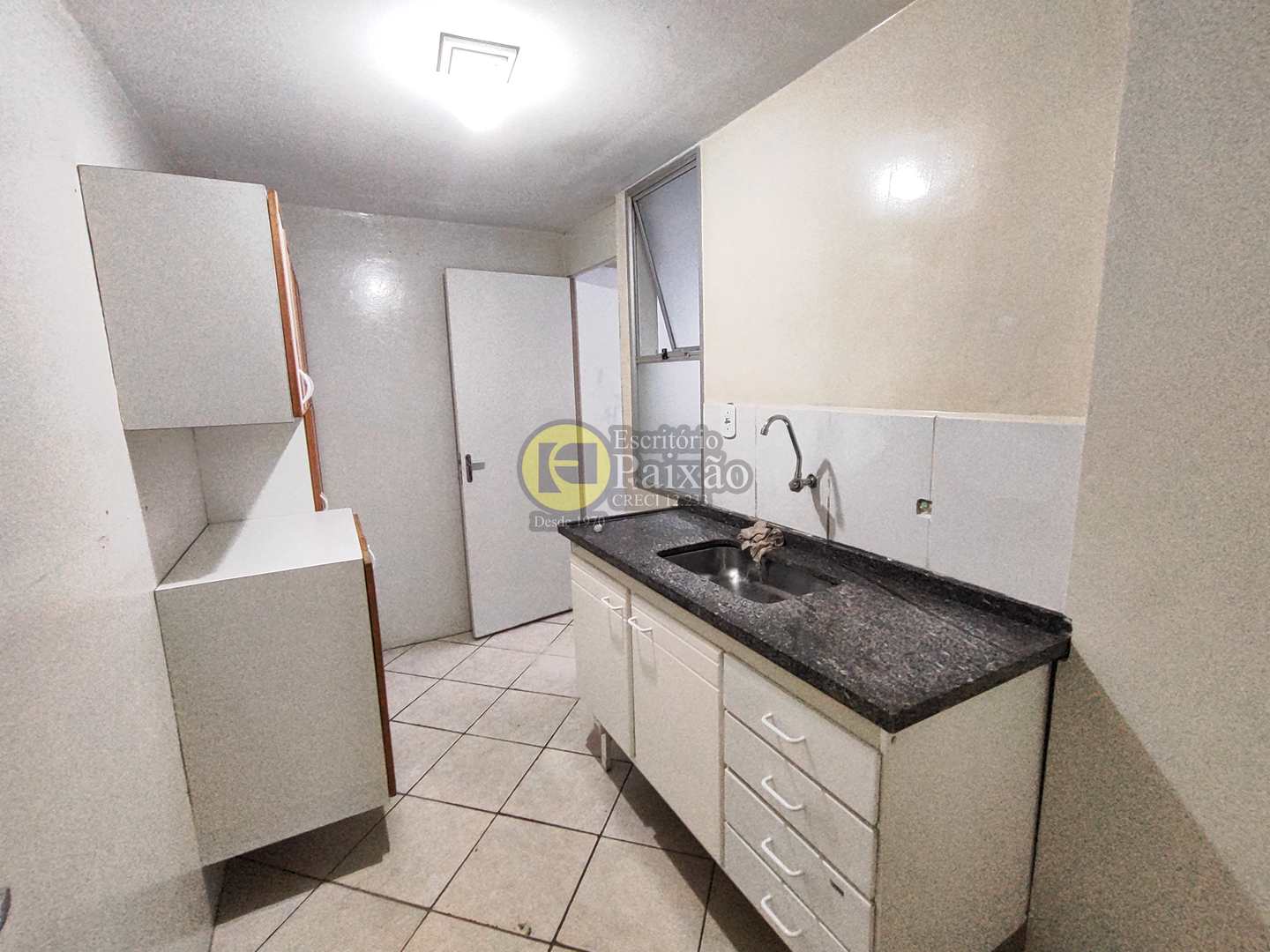 Apartamento à venda com 2 quartos, 50m² - Foto 4