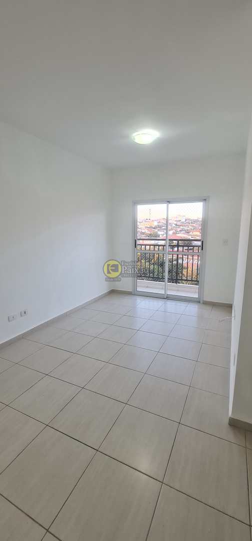 Apartamento à venda com 3 quartos, 79m² - Foto 1