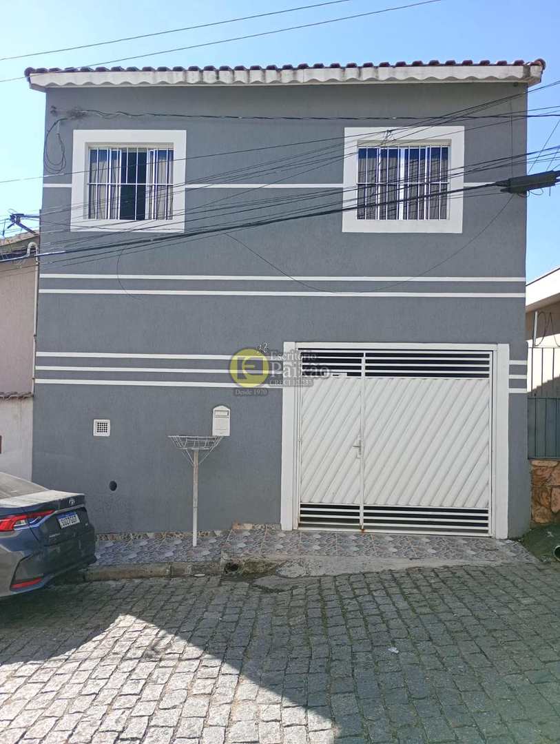 Sobrado à venda com 3 quartos, 135m² - Foto 1