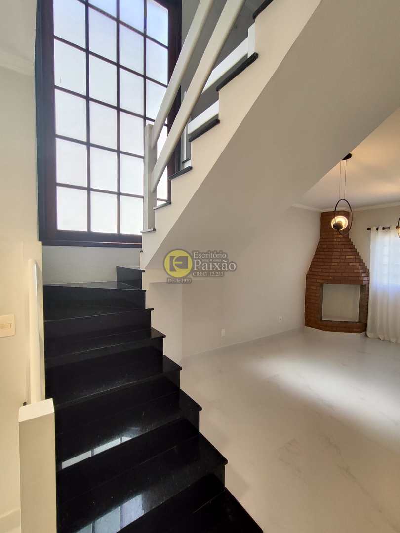 Sobrado, 3 quartos, 300 m² - Foto 29