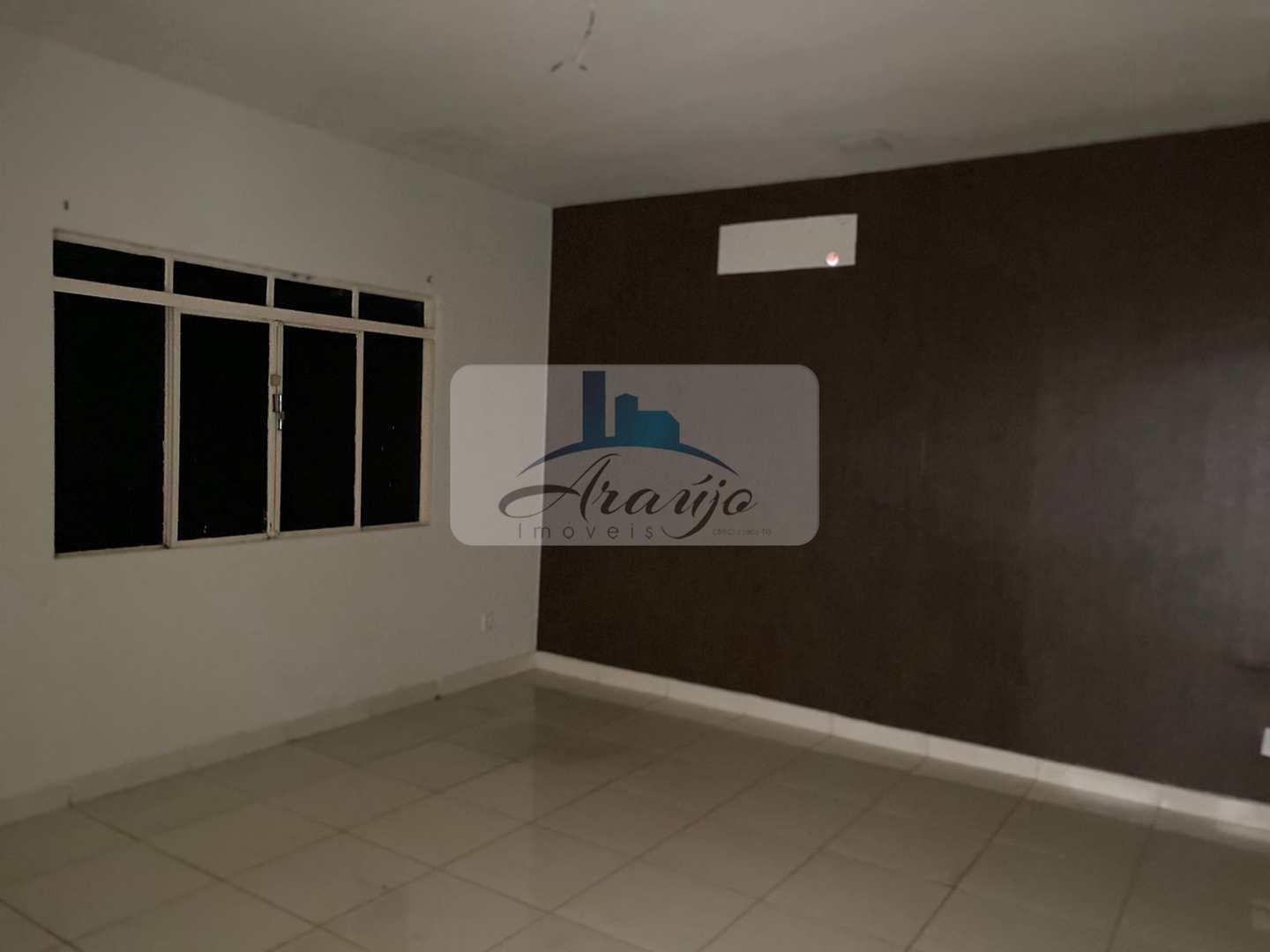 Casa para alugar com 3 quartos, 720m² - Foto 9