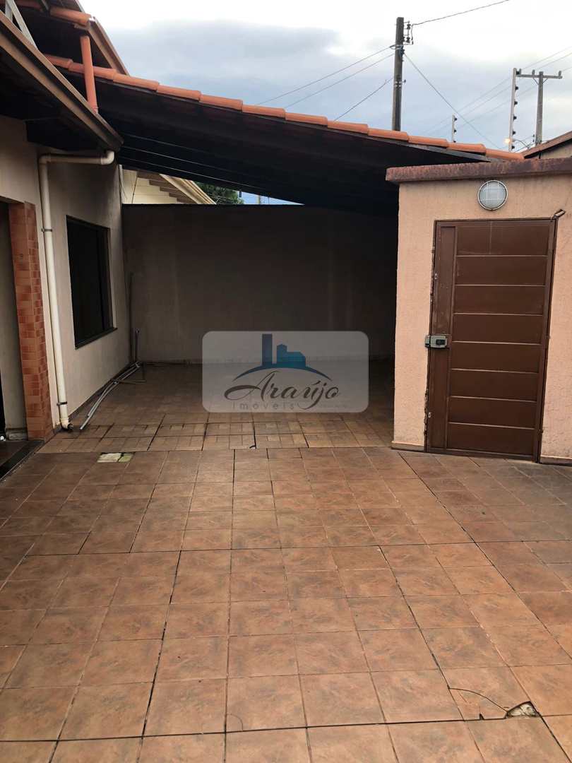 Casa à venda com 3 quartos, 377m² - Foto 22