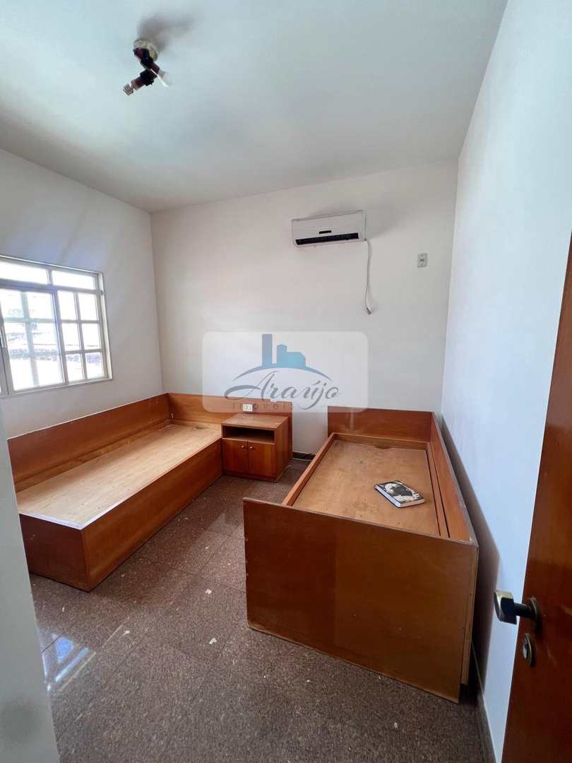 Sobrado para alugar com 4 quartos, 360m² - Foto 18