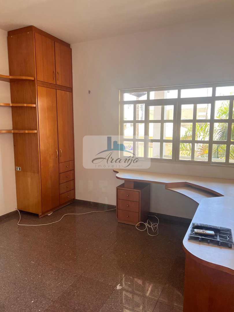 Sobrado para alugar com 4 quartos, 360m² - Foto 15