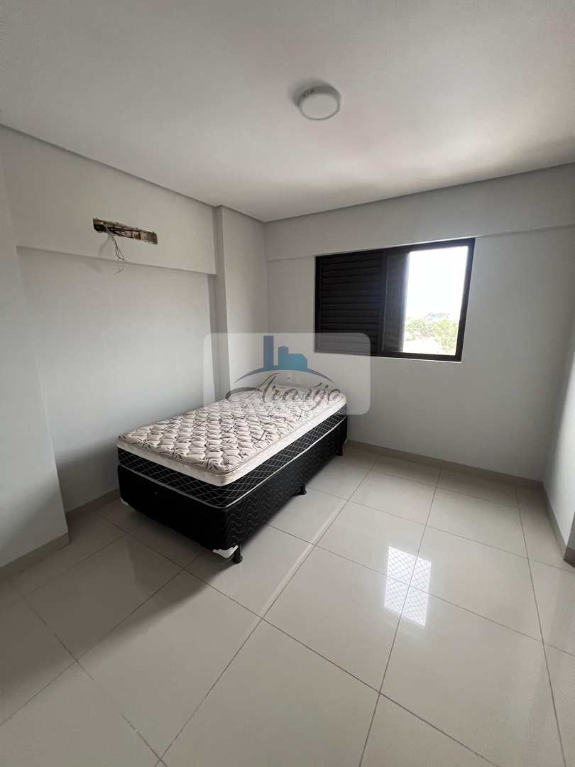 Apartamento para alugar com 3 quartos, 86m² - Foto 12