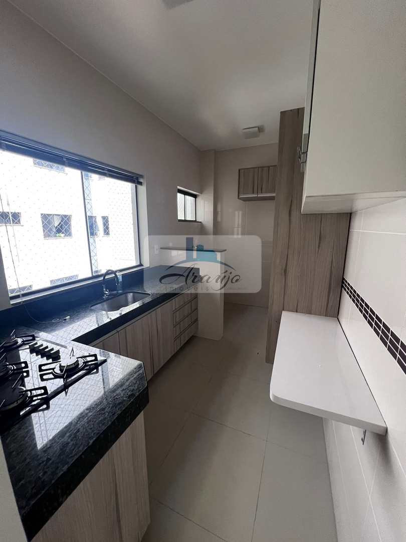 Apartamento para alugar com 2 quartos, 64m² - Foto 9